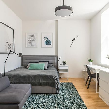 Cozy Modern Studio - Great For Short Trips Riga Buitenkant foto