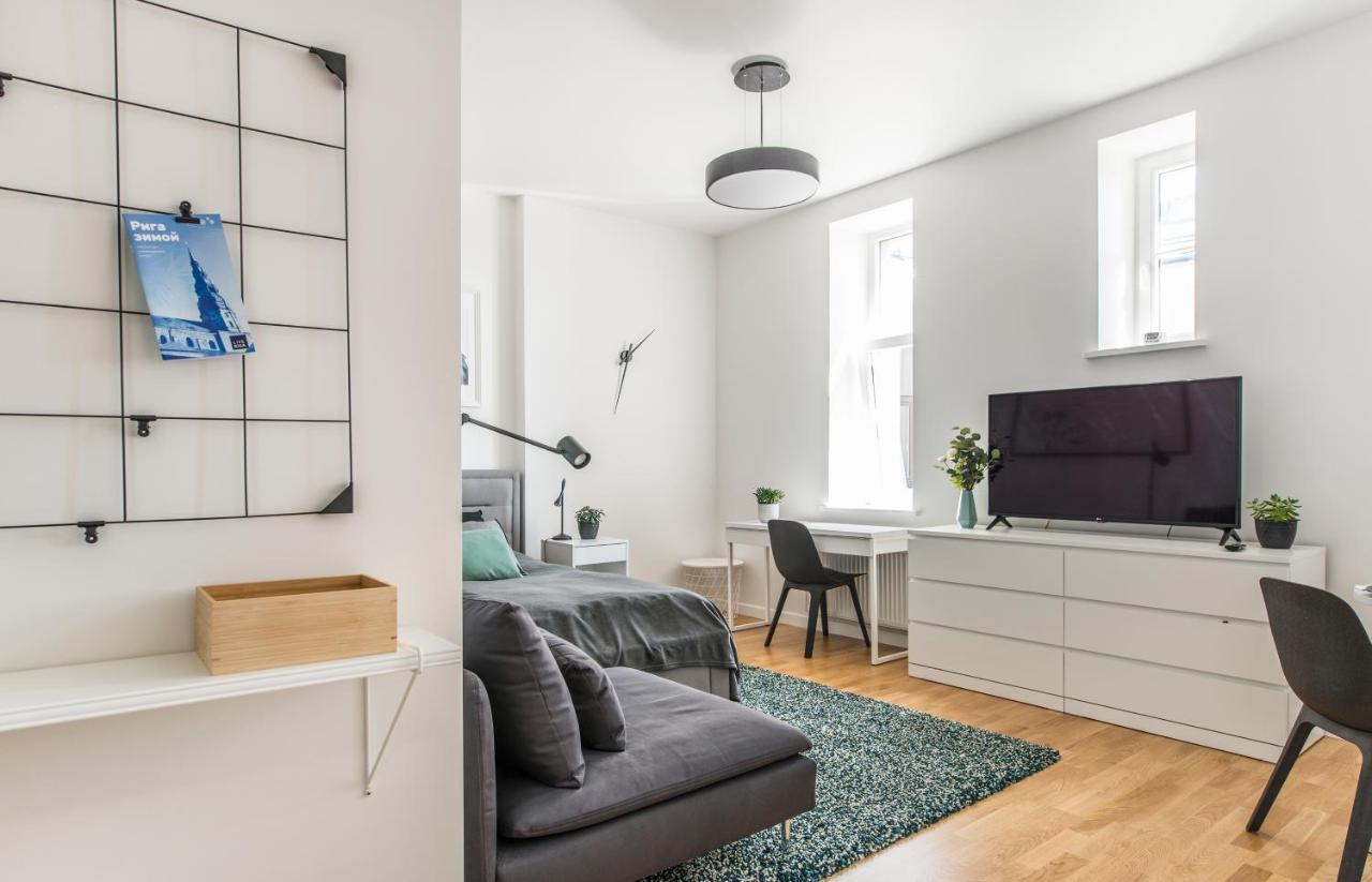 Cozy Modern Studio - Great For Short Trips Riga Buitenkant foto