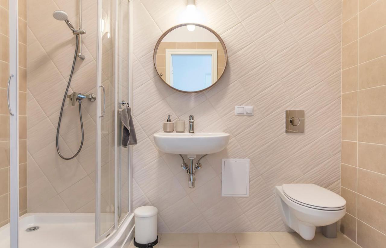 Cozy Modern Studio - Great For Short Trips Riga Buitenkant foto