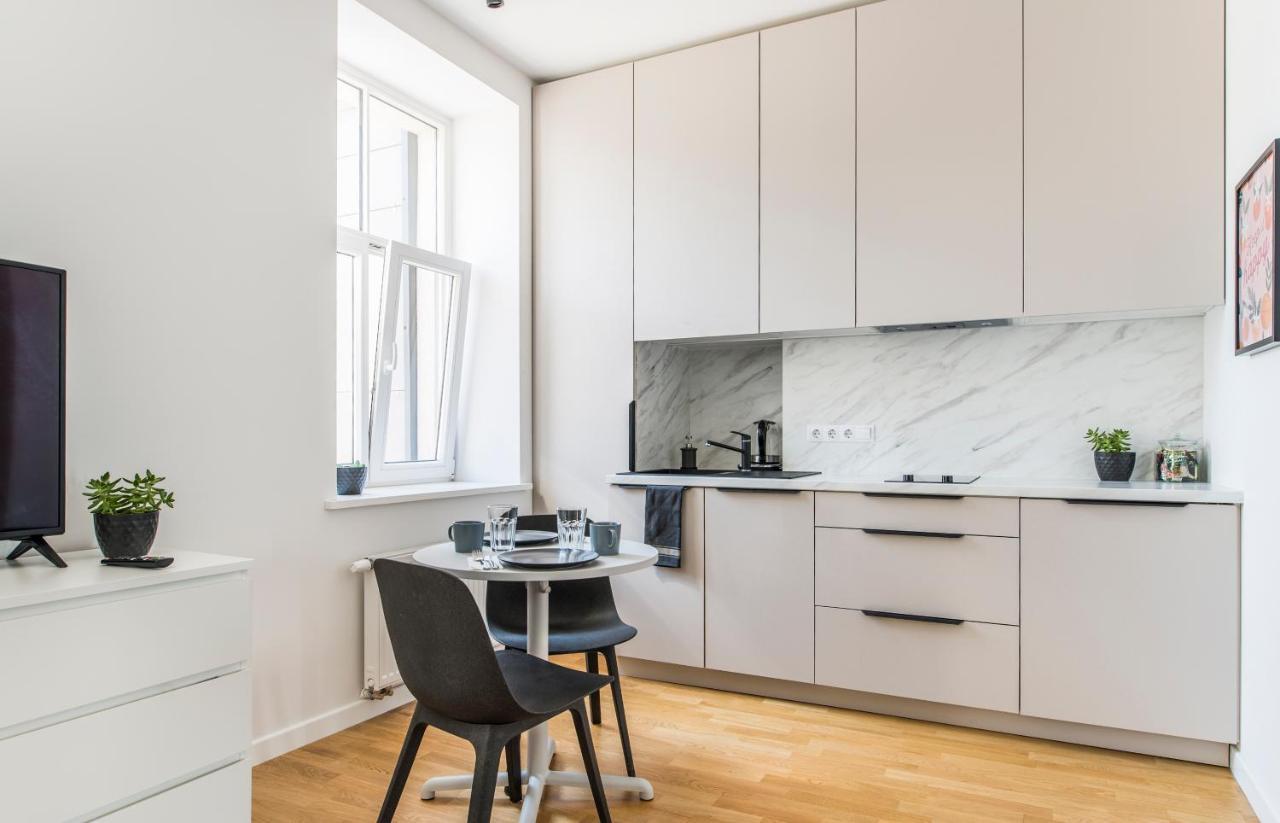 Cozy Modern Studio - Great For Short Trips Riga Buitenkant foto